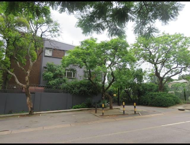 2 BEDROOM FLAT FOR SALE IN MUCKLENEUK